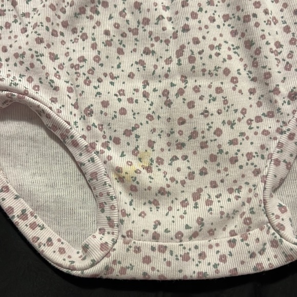 Baby girl lively little 2 piece set - Picture 2 of 2